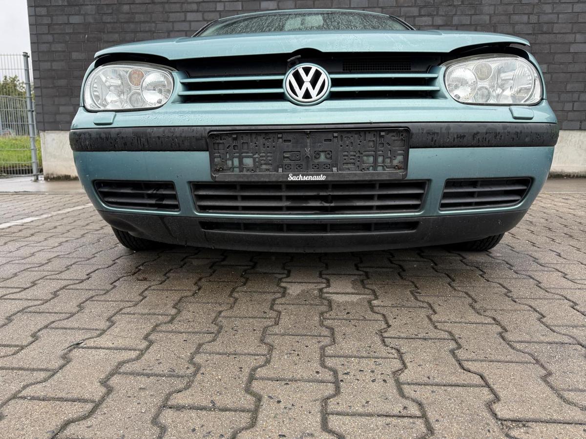 VW Golf 4 original Stoßstange Stoßfänger vorn LB6N Elegancegrün Metallic BJ03